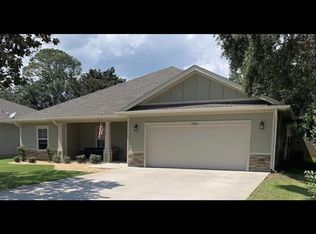 7066 Shellfish Ct, Navarre, FL 32566