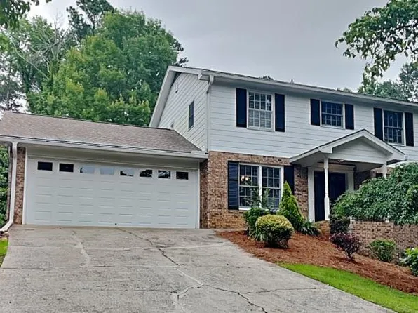 515 Wavetree Dr, Roswell, GA 30075