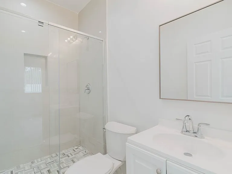 10938 Olinda St — Photo 14