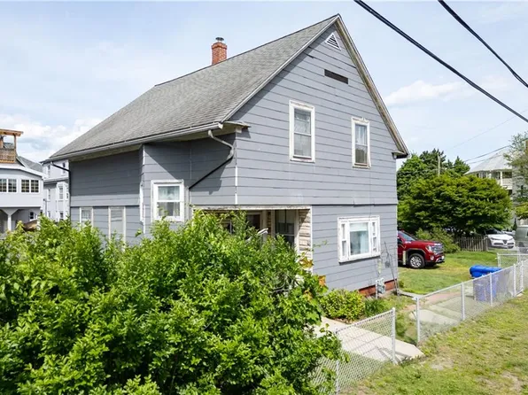 301 Glenwood Ave, Pawtucket, RI 02860