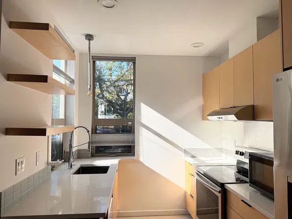 426 26th Ave S Unit B, Seattle, WA 98144