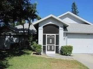 409 Raven Way, Naples, FL 34110