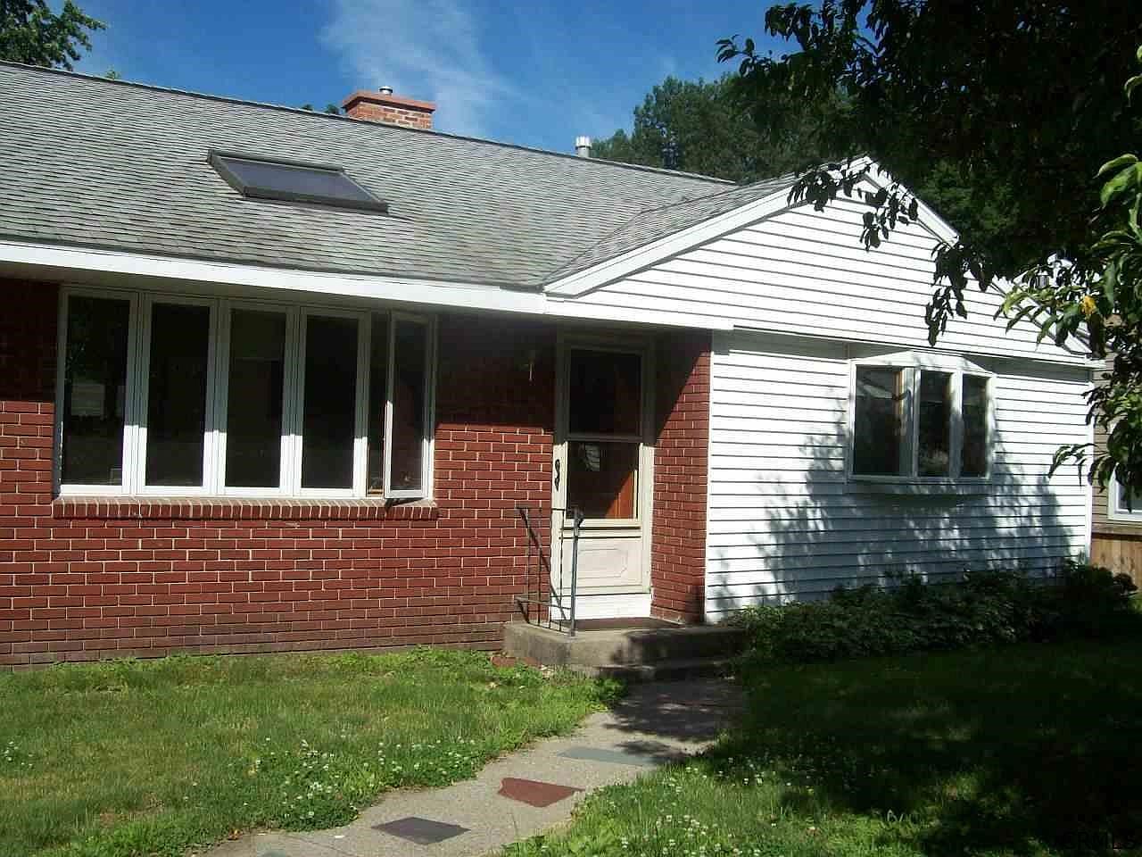 62 Forts Ferry Rd, Latham, NY 12110 Zillow