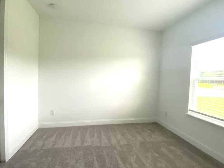 4103 Clifden Dr — Photo 17