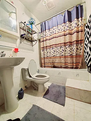 Rented by New York Dwellings LLC | media 24