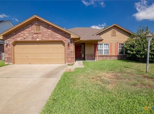 409 Newhaven St, Victoria, TX 77904