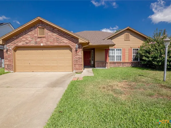 409 Newhaven St, Victoria, TX 77904