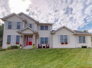 5997 47th Ave NW, Rochester, MN 55901