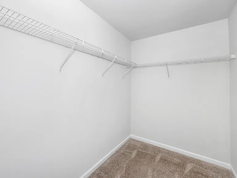4021 Ryan Dr SW — Photo 11