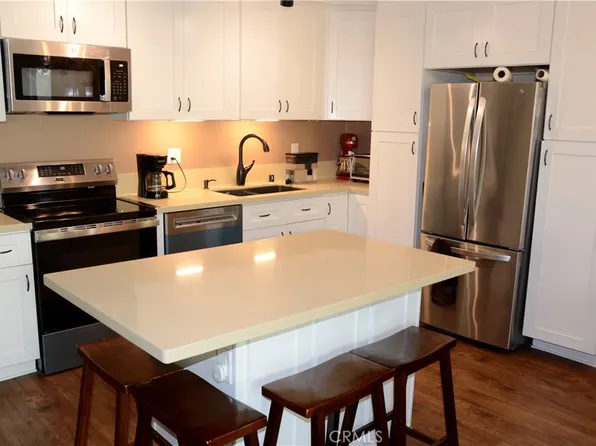 812 Camino Real Unit 103, Redondo Beach, CA 90277