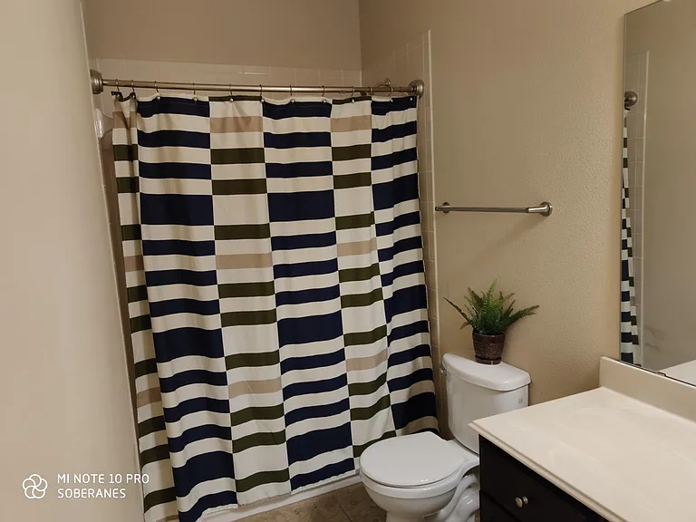 4668 Perthshire Ct — Photo 21