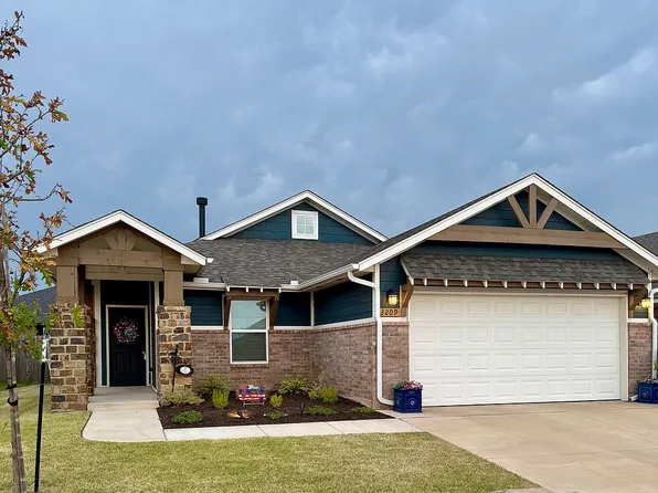 3209 Mount Nebo Dr, Yukon, OK 73099