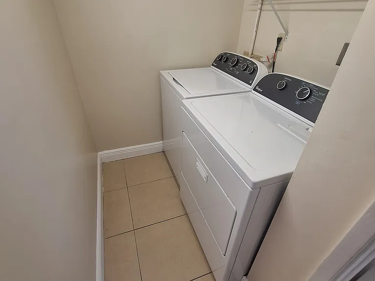 2730 W 61st Pl #201 — Photo 3