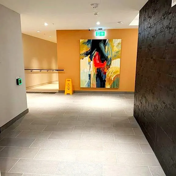 741 King St W #504 — Photo 3
