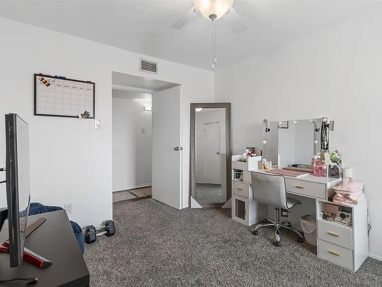 7600 Emmett F Lowry Expy #1102 — Photo 19