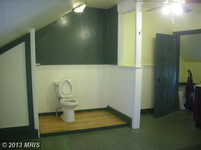2nd image of 9 N Main St