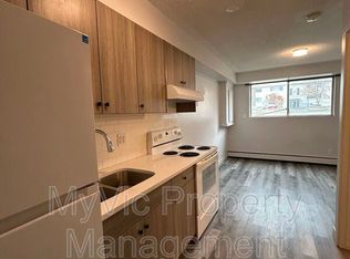 15304 100th Ave NW, Edmonton, AB T5P 0K6