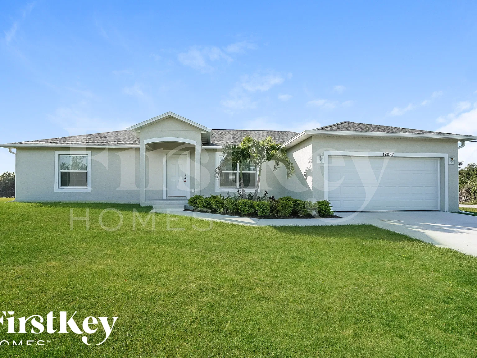 3 bed, 2.0 bath, 1612 sqft, $1,820 — Photo 1