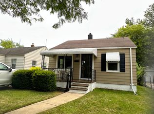 19154 Washtenaw St, Harper Woods, MI 48225