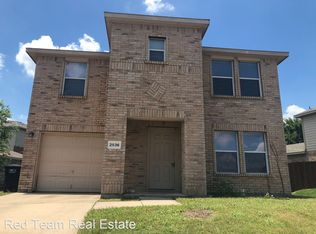 2536 Big Spring Dr, Fort Worth, TX 76120