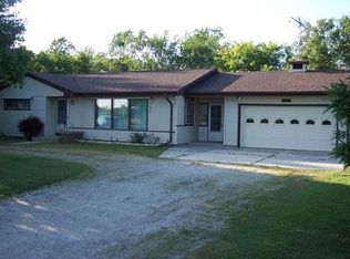 W2432 Woodland Rd, Sheboygan Fls, WI 53085