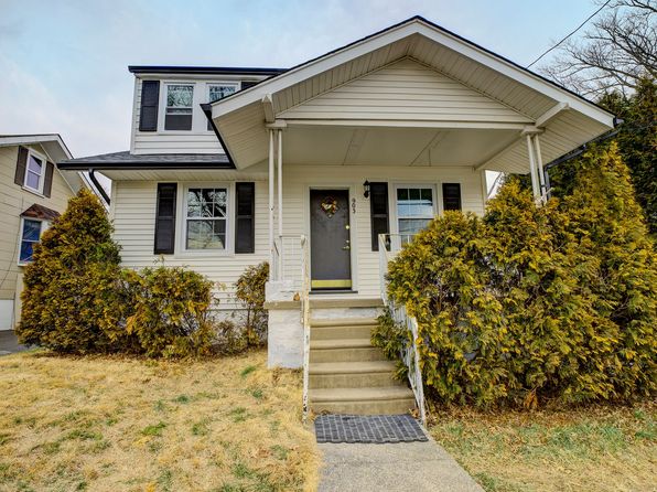 903 Loney St Floor 2