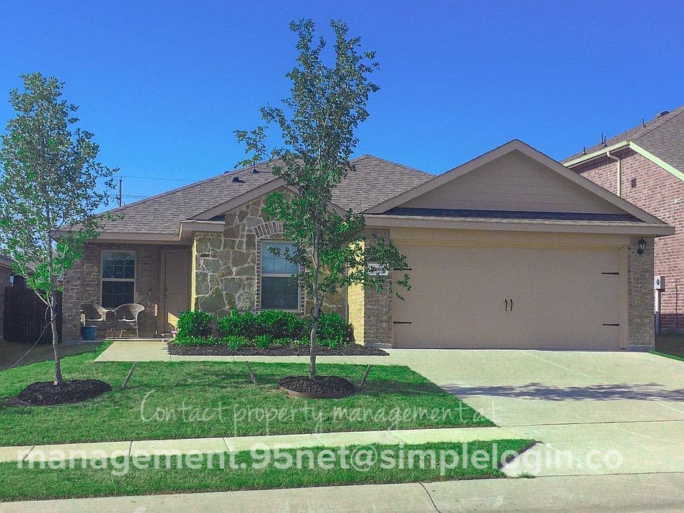 1st image of 1108 Aquamarine St