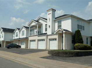 244 Adams Pointe Blvd UNIT 5, Mars, PA 16046