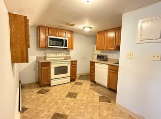 100 Lanark Rd APT 14, Brighton, MA 02135