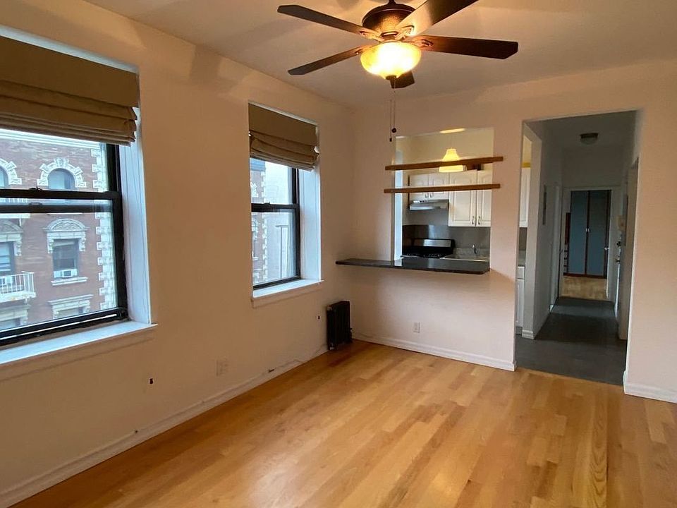 1st image of 4 W 101st St #55