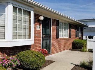 3916 Crestfield Dr, Groveport, OH 43125