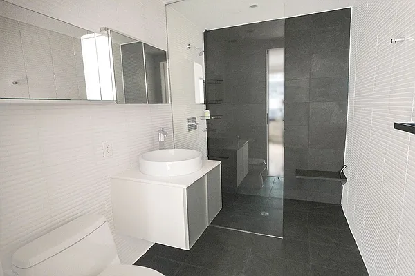 Rented by Compass | media 24