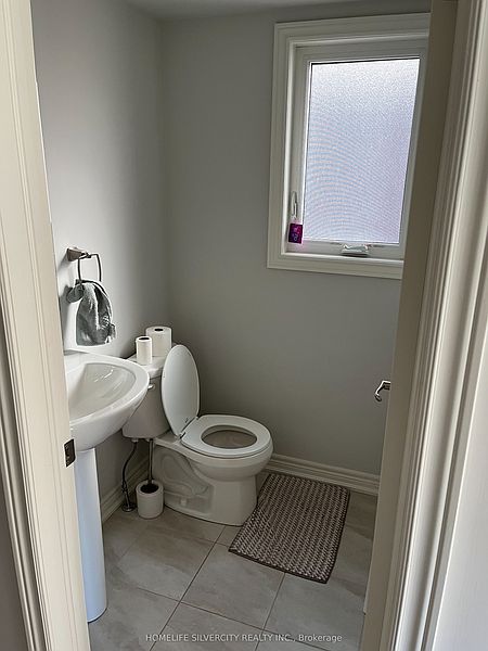 Pelham Townhouse for rent - 3 Bedrooms — photo 12