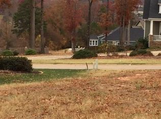 14 Thornbriar Ct, Taylors, SC 29687