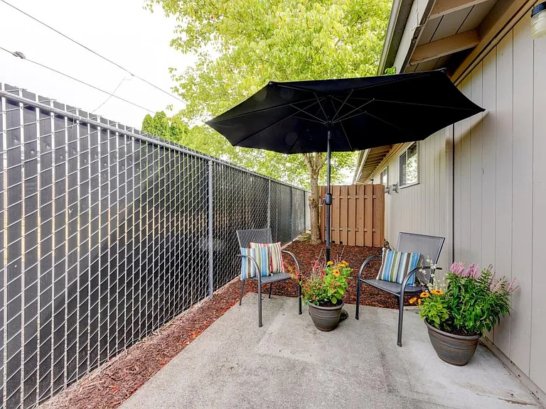 Fairway Village — Photo 26