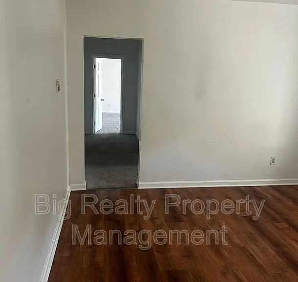 29 N Main St #3C — Photo 5