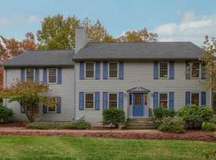 21 Village View Rd, Westford, MA 01886