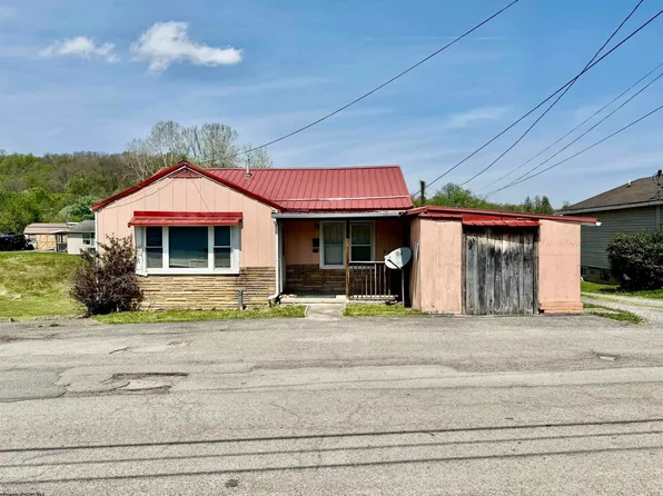 150 Minnich St, Weston, WV 26452