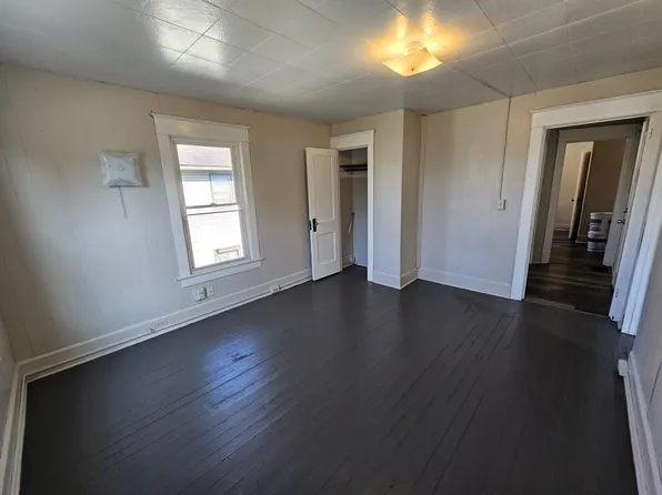 245 Sexton St APT B, Struthers, OH 44471