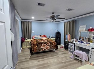 908 County Road 340, Cleveland, TX 77327