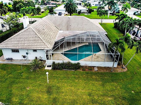 4th image of 9820 Cypress Lake Dr