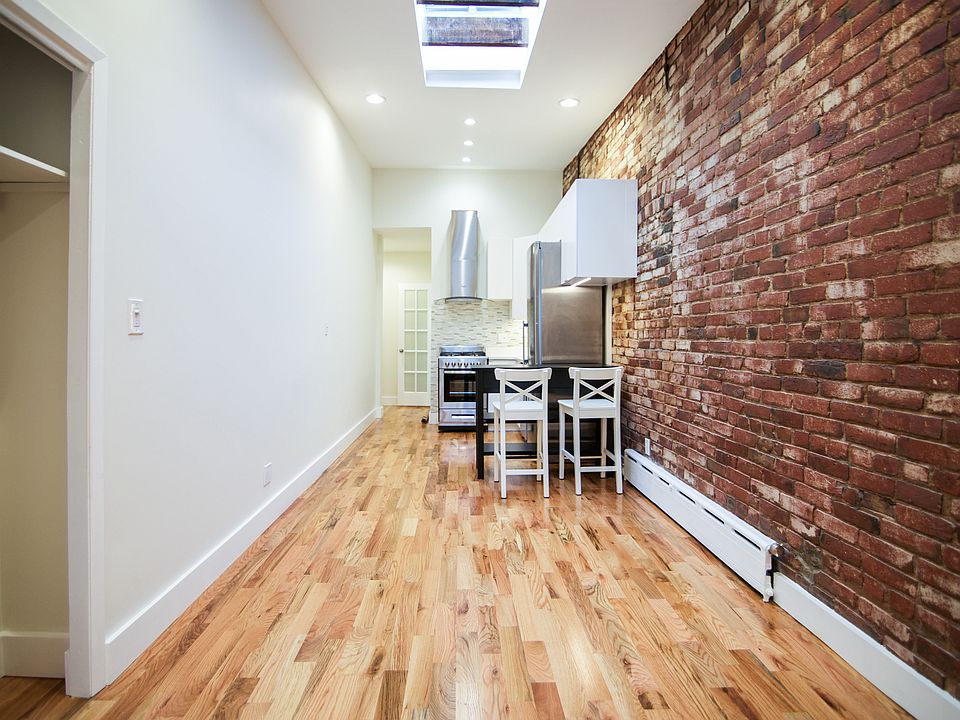 1st image of 583 Meeker Ave APT 3L