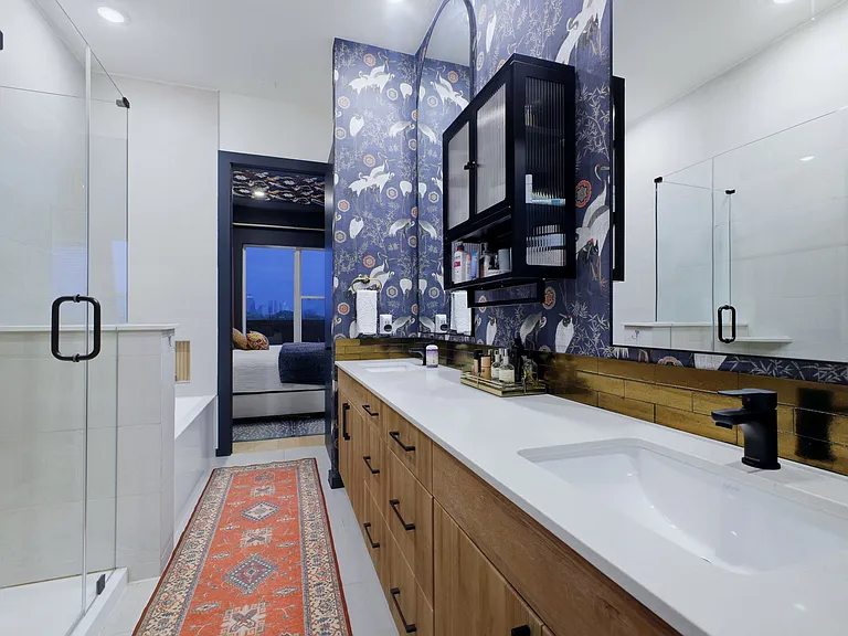 719 E Locust St #4107 — Photo 23