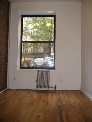 Rented by Tower Brokerage | media 19