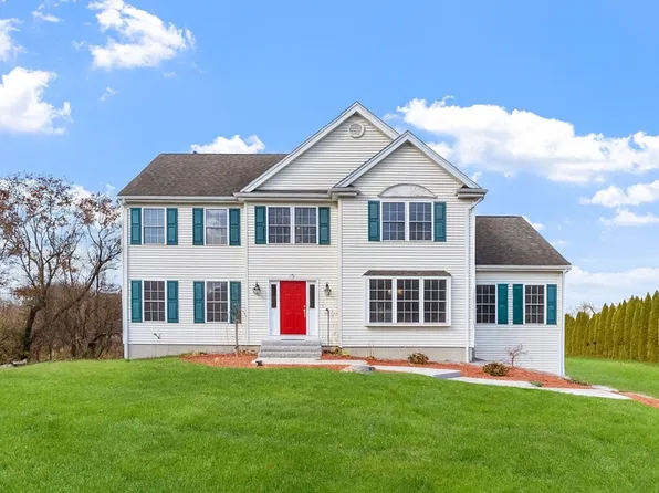 221 Foster St, Littleton, MA 01460
