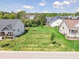 1946 Woods Point, Waconia, MN 55387