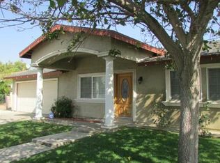 7737 Encinitas Ave, Fontana, CA 92336