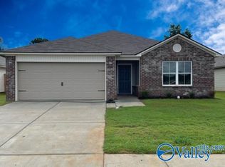 4021 Hudson Ct SW, Decatur, AL 35603