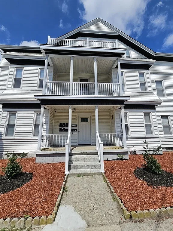 2 bed, 1200 sqft, $1,650 — Photo 2
