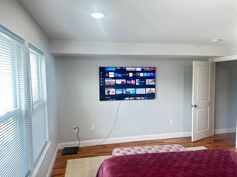 118 Fleming Ave #3 — Photo 8